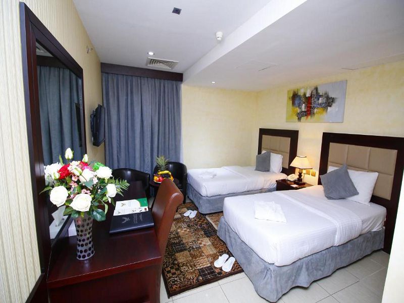 Deluxe Room 3