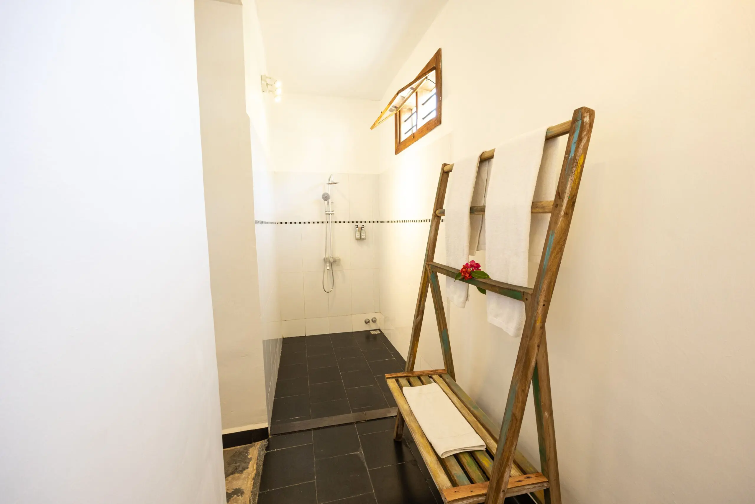 Luxury Room 1