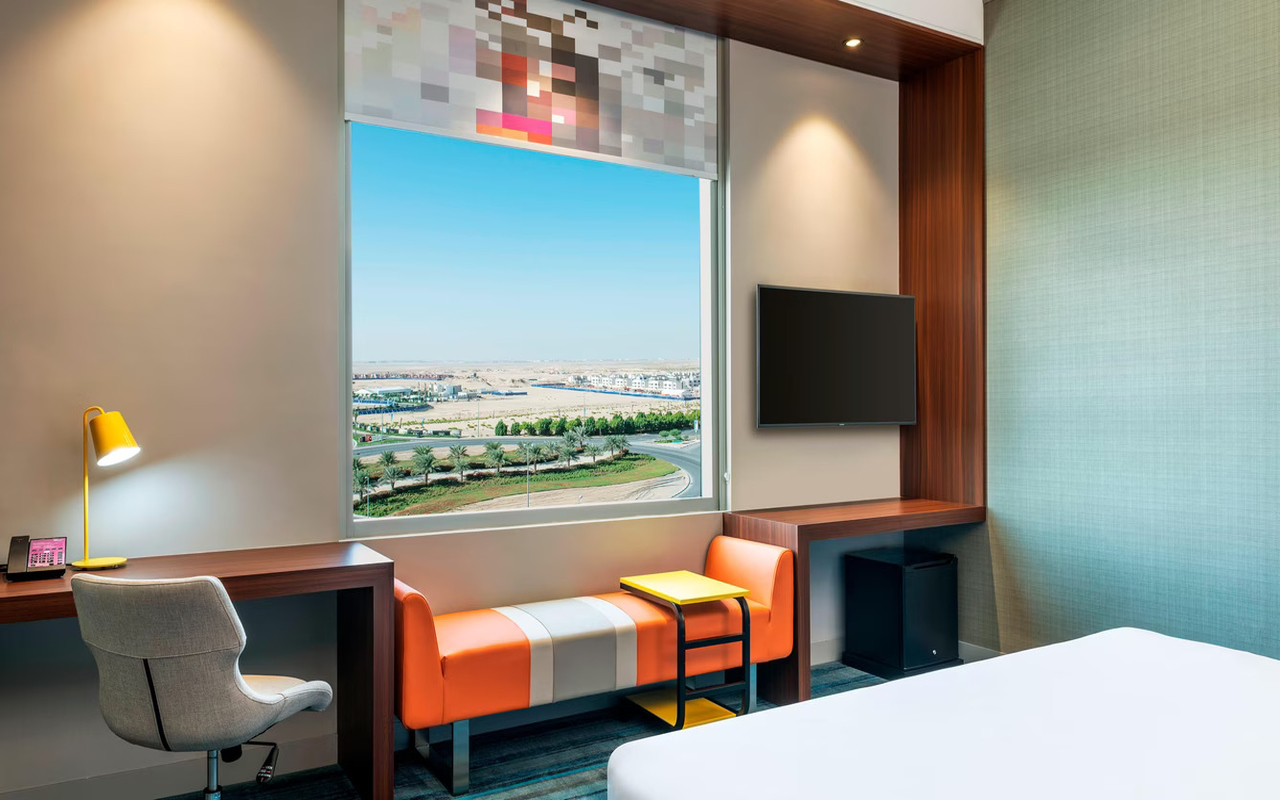 Aloft Room 1