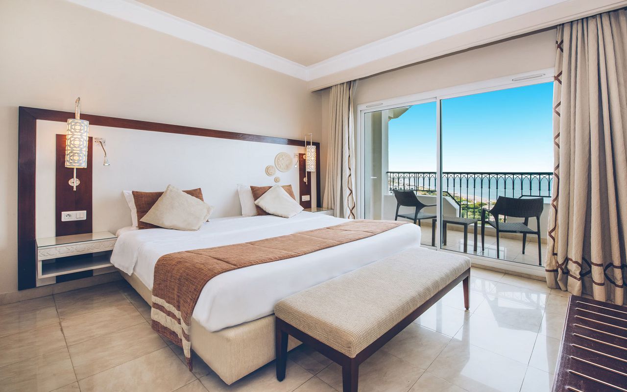 Family Room Sea View 2