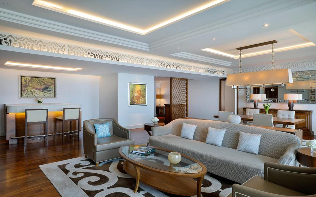 Waldorf Astoria Suite 4