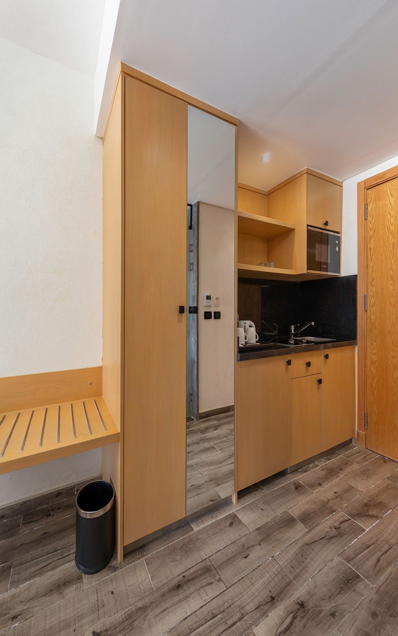 Creek Studio With Kitchenette 3