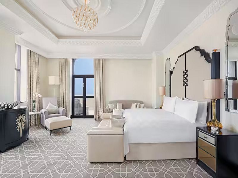 Royal Suite with Sea View 1