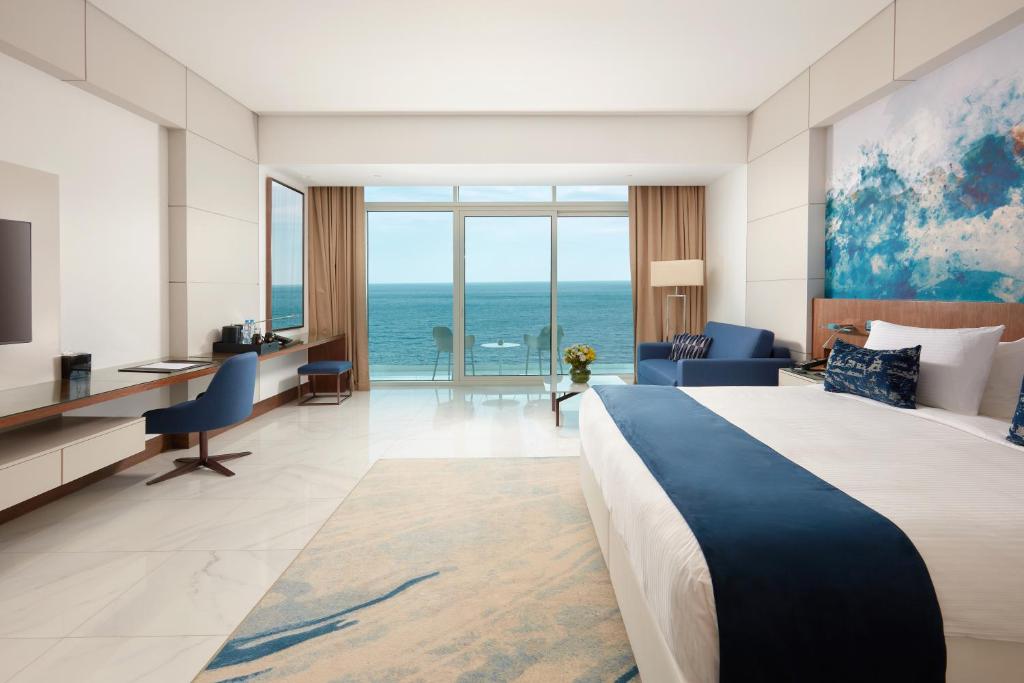 Superior Sea View 1