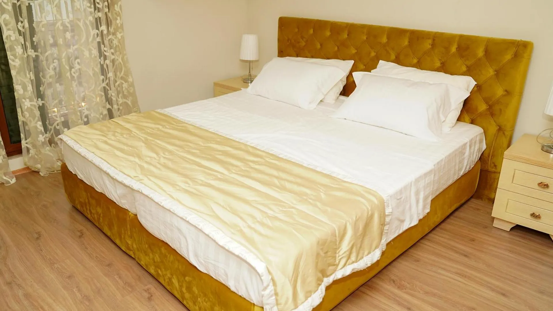 Double Room Balcony Sea View 3