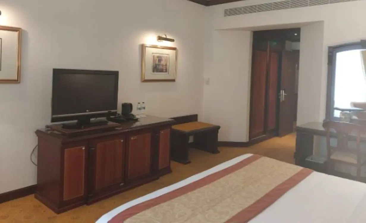 Executive Room 2